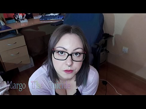 ❤️ Garota Sexy com Dildo de Óculos Chupa Profundamente na Câmera ❌ Sexo vídeo em pt-br.chancel.top ️❤